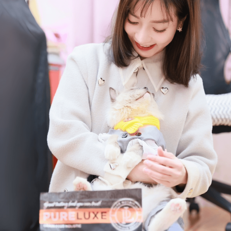 小偷貓的安心日常：PURELUXE 低敏無穀貓糧試吃心得
